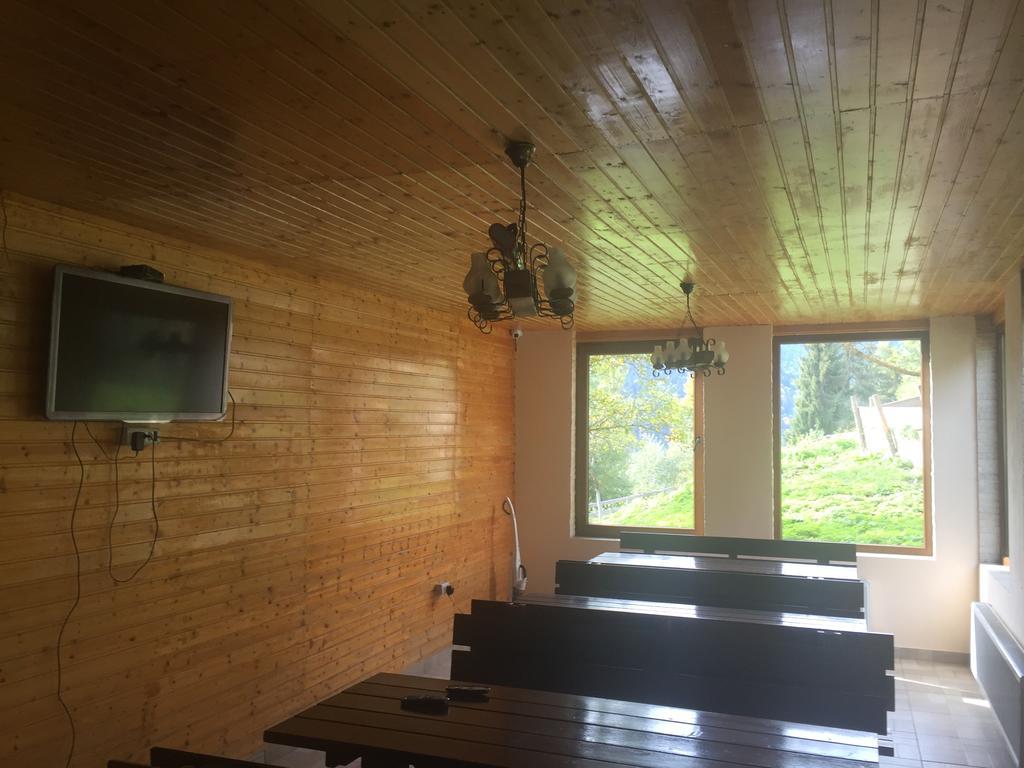 Guest house Pensiunea Alexolar